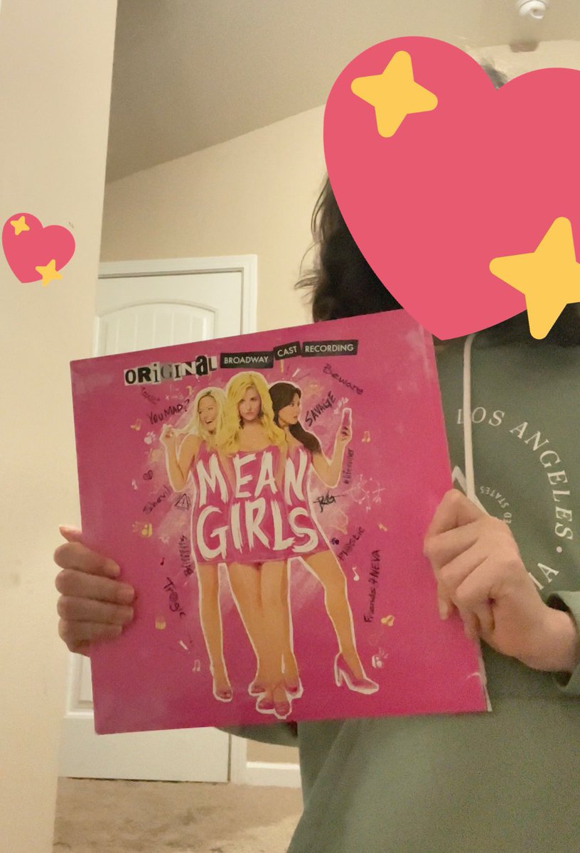 chordettez's tweet photo. @MeanGirlsBway im so sad to see you go 💔 but i wanna thank you for all the happiness you've given me and everyone else. Even though i never got to go to one of your shows, you're still my favorite musical. 💖 thank you. #fetchfans https://t.co/cEJtRjSTim