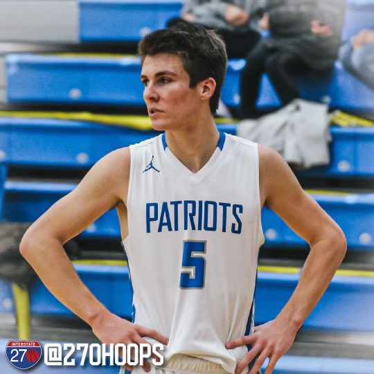 270Hoops's tweet photo. Ty Foster was super active in the first half. He leads all scorers with 10 https://t.co/gI161yprB5