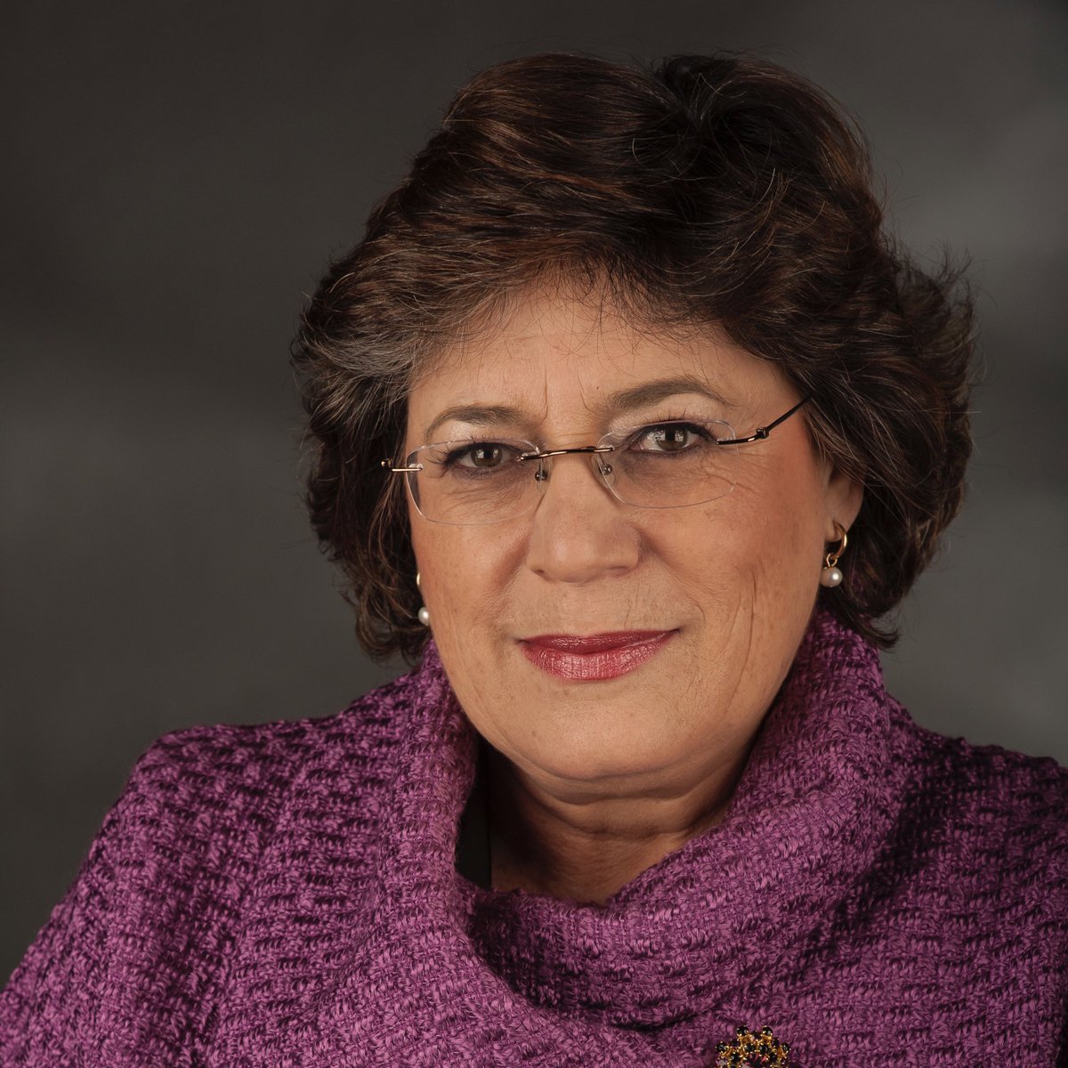 ANA GOMES- socialist party (centre left) - eurodeputy until 2019- was the pt ambassador in indonesia, had a v important place in peace negotiations between indonesia and timor-wants to outlaw the chega party bc of fraud and more complicated stuff