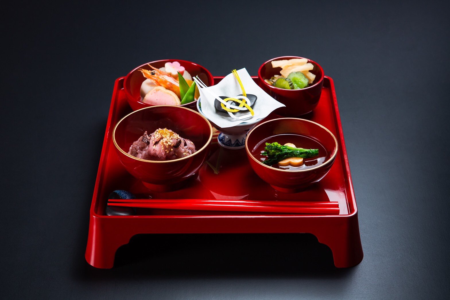 呉竹荘 くれたけそう お食い初めセット仕出し配達 お祝いの鯛 お食い初め膳 仕出し弁当 皆様の人生に 美味しいを Delicious In Your Life 浜松ランチ 浜松和食 浜松個室ランチ 浜松料亭 呉竹荘 お食い初めお祝い食事会 T Co