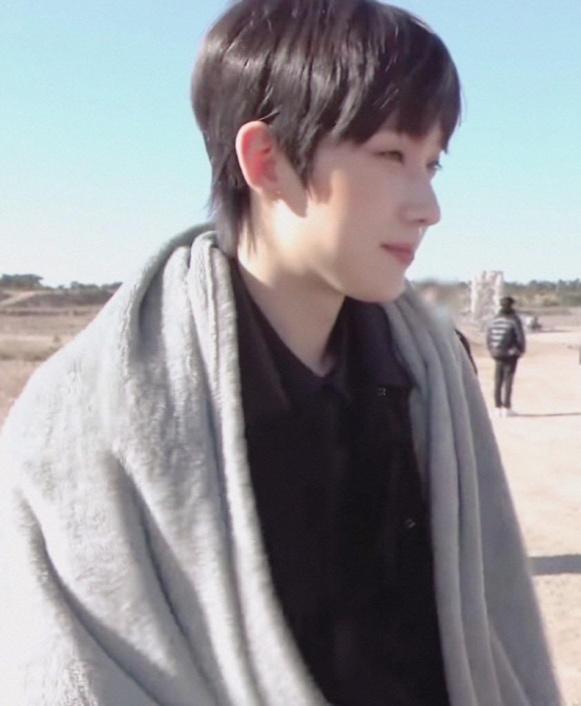 the kitties are cold :(