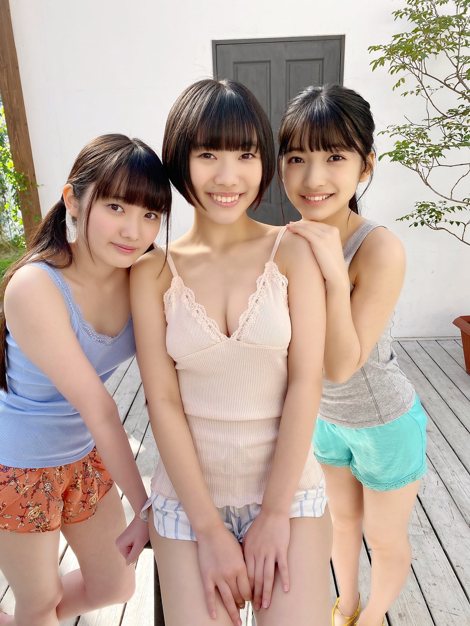虹のコンキスタドール 的場華鈴さん 直筆サイン｜タレントグッズ