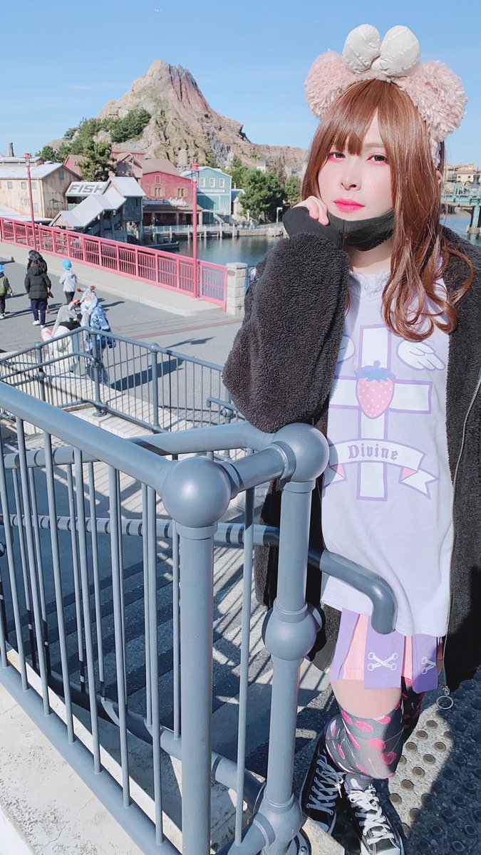 みさ 女装男子 この前行ったディズニーシーで写真撮影をしました ᴗ ੭ また女装してディズニー行きたいなぁ ˊ ˋ 女装 女装男子 みさ 女装男子 この前行ったディズニーシーで写真撮影をしました ᴗ ੭ また女装してディズニー行きたいなぁ ˊ ˋ 女装 女装男子