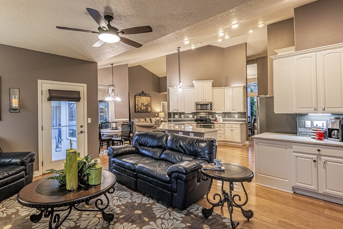 TetzHomes's tweet photo. JUST LISTED - PREMIER PROPERTY!

1256 Shelton Rd, Walla Walla, WA 99362
MLS#: 1715079  $600,000

Contemporary single level  with fantastic light &amp; flow in this semi-open floor plan.
View full listing at https://t.co/FfR1PB5EGm https://t.co/f9wHgnoF5z