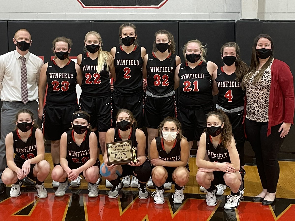 goWINFIELD's tweet photo. What a game and what a tournament for OUR Lady Warriors! They defeat Elsberry 43-35 to claim the Clopton Tournament 3rd place 🏆 Great Job ladies! https://t.co/tQtKwkmZVI