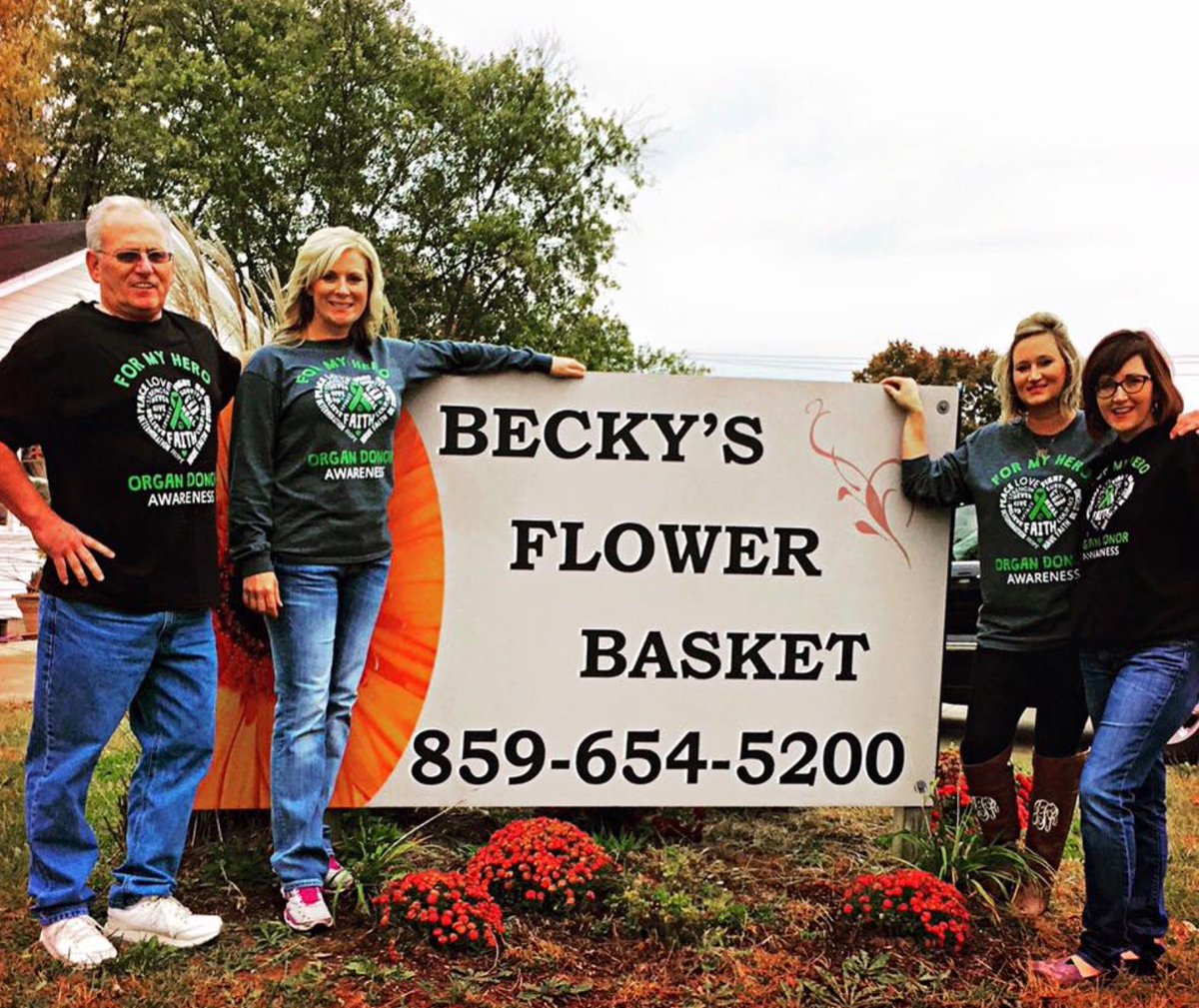 A Kentucky family is speaking out after receiving angry calls all day. They say people are confusing them with a flower shop out of state. The women who owns the shop in TX posted a video bragging about storming the Capitol. It’s been shared numerous times. More details at 10/11.