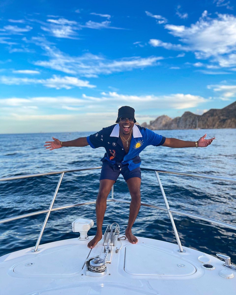 LLWT_'s tweet photo. If I wasn’t on a boat then I wasn’t there 📌 #LLWT https://t.co/qbXgsSwCzr
