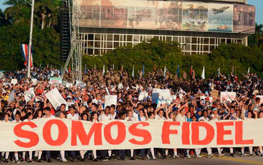 Los cubanos no han querido otra cosa sino que sean suyas las determinaciones que guían su conducta; ¡que sea suya, y suya solo la bandera de la estrella solitaria que ondea en nuestra patria! que sea suyo su destino. Fidel Castro Ruz. 1960. #CubaEsSalud #CubaEsSolidaridad