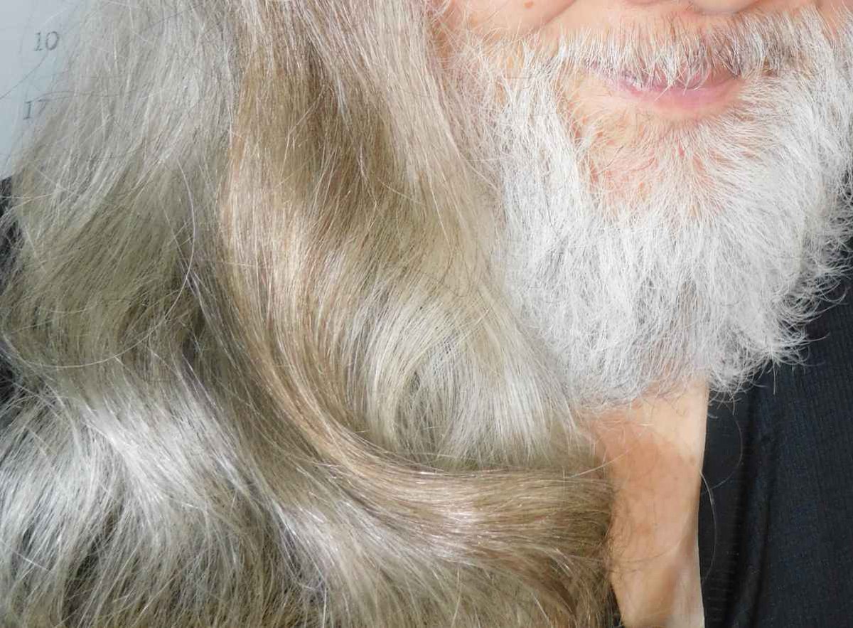 Sin 赤髪は踏み絵になる あの赤髪の奴が言ってた 発言でどんな人かわかる 内田先生のツイート見た 何かできないかと思った 髪を染めると髪が傷んで ボランティアに悪影響が ー マスクで顔が隠れている 髭を放置したらいい感じ Sin 赤髪は踏み絵になる あの赤髪の奴が言ってた 発言でどんな人かわかる 内田先生のツイート見た 何かできないかと思った 髪を染めると髪が傷んで ボランティアに悪影響が ー マスクで顔が隠れている 髭を放置したらいい感じ