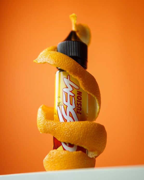 ossemjuice's tweet photo. Only the freshest fruits were selected for our flavours. Introducing Solaris, a mixture of Mango, Orange and Peach, the perfect formula to kick off your day! #OssemJuice https://t.co/OEbAb9F7Vk