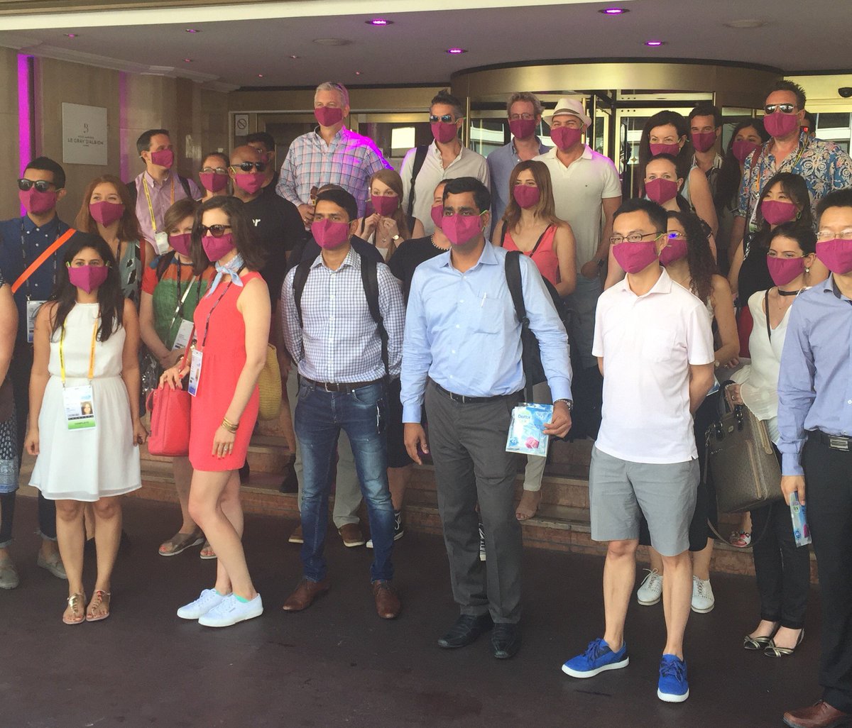 kumar_kart's tweet photo. @SejalSachdev Masks we developed in Cannes was against pollution. However, it takes all new meaning in 2020. This photo below is hard to believer that it was taken in 2017, 3 years ahead where whole world is wearing mask! https://t.co/RHuMaCP1ge https://t.co/6sWxgT8xU1