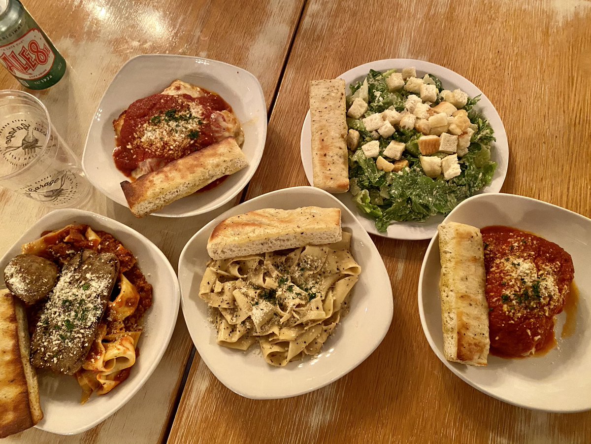 JenNimePalumbo's tweet photo. Got to go behind the scenes of @LexingtonPasta1 tonight (hairnets included) to see how they make their own pasta and sauces. 
Loved everything we had for dinner at Pasta Garage Italian Cafe, from the Ragu Alla Bolognese to the lasagna and cannolis. Chef @joejoepalumbo approves. https://t.co/71t2VJd4vZ