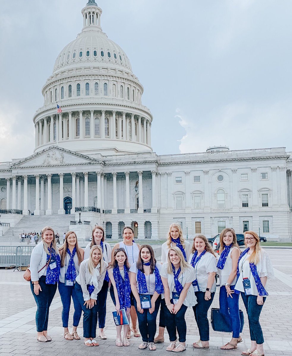 FFL_of_America's tweet photo. Just your friendly reminder that you can stay directly connected to FFL and our efforts to build and empower the next generation of conservative women by subscribing here 🇺🇸❤️ —> https://t.co/aYnPMmXWHh https://t.co/ekROFPlxnZ