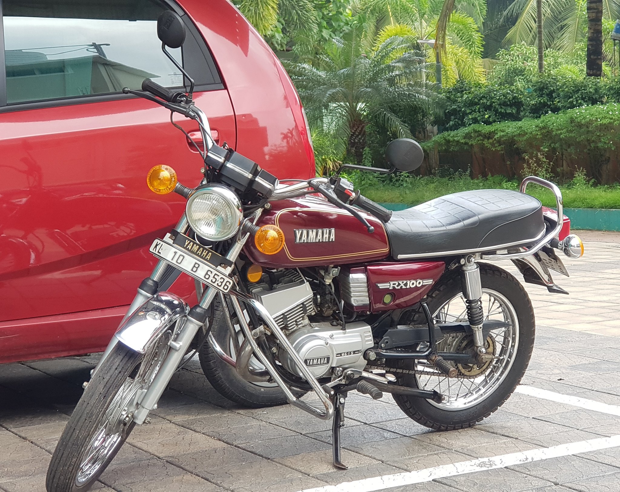 Yamaha rx100 maroon colour deals