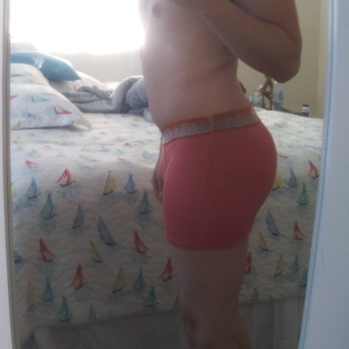 Curves ? ??
#onlyfans #gay #gaymen #gayboy #gaylatino #gaypride #gaylife #gaybrazilian #femboy #onlyfansgay?#sexygay
