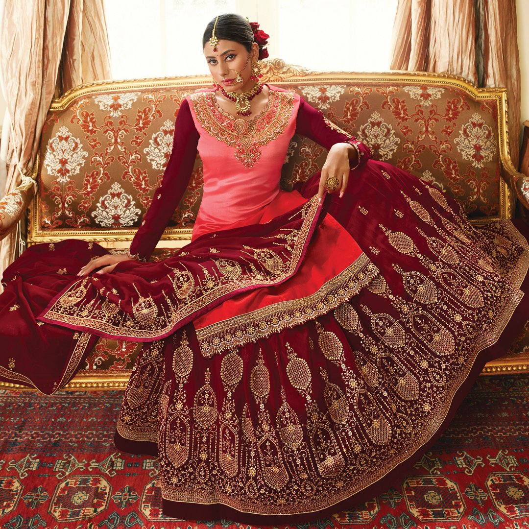 FabjaIndia's tweet photo. Ghaghara Style In Six Color Satin Georgette Indo Western Salwar Suit Online Collection.......
New Launching Indo-Western Salwar Suit At 2020-21
Leave us a message or reach out on Whatsapp +919265161232..........
Visit :https://t.co/NpRXAXjyET

#fabja #anarkalisuit #indianfashion https://t.co/KZ5Tt8LNLs