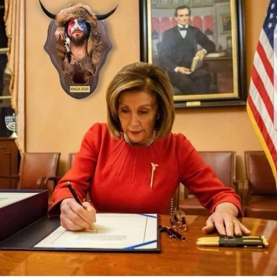 NEWS_MAKER's tweet image. 🤔