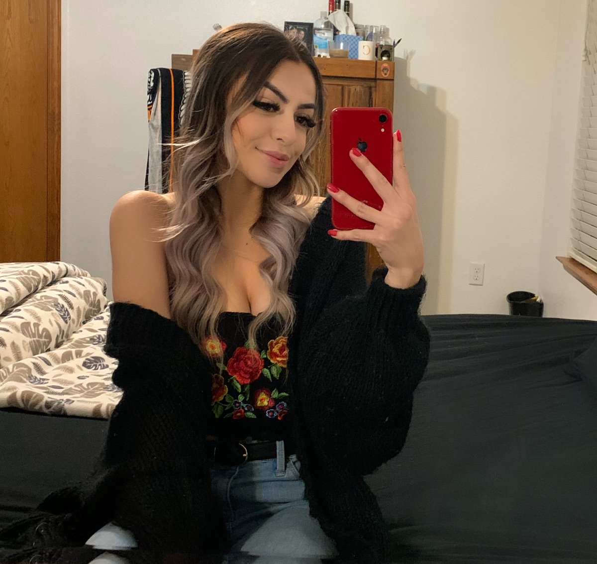 thceciliaa's tweet photo. whole lotta love❣️ https://t.co/KaUerACrfp