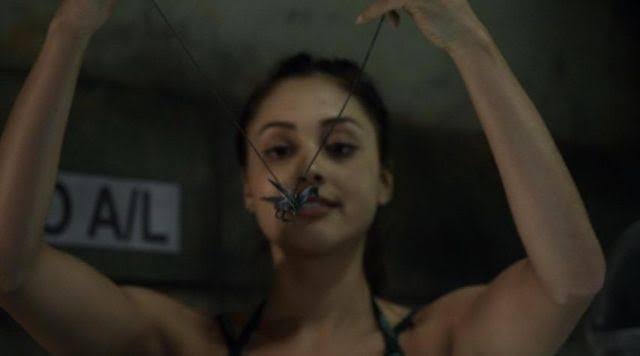 quartzclexa's tweet image. Raven reyes devia ser presa por ser tão linda assim