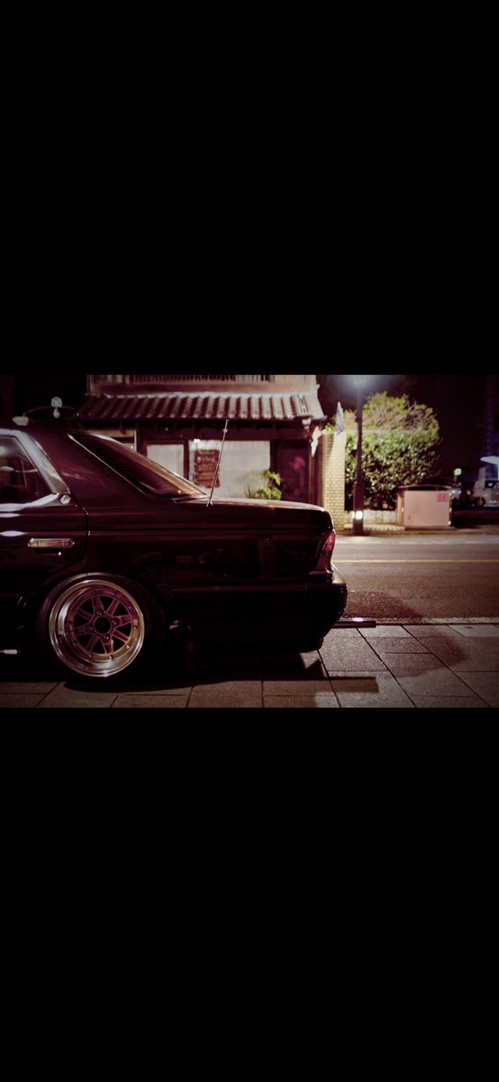 33LAUREL12's tweet photo. c33ローレル売ります。
走行距離165000〜（普段乗りなので伸びます。）
値段は60〜70ぐらいで考えてます。
詳細はDMでお願いします。 https://t.co/IwtxzdwWHV