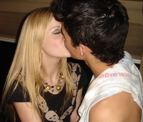 2005-2006: AJ Michalka from duo of sisters Aly & AJ. They were each other’s first kiss.