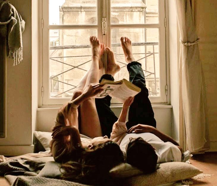 Varsın bütün şehirler bomboş olsun

Kalbimin bütün sokakları seninle dolu

Günaydın mutlu sabahlar🎶
#Cumartesi
#Günaydın
#Solyanım ..