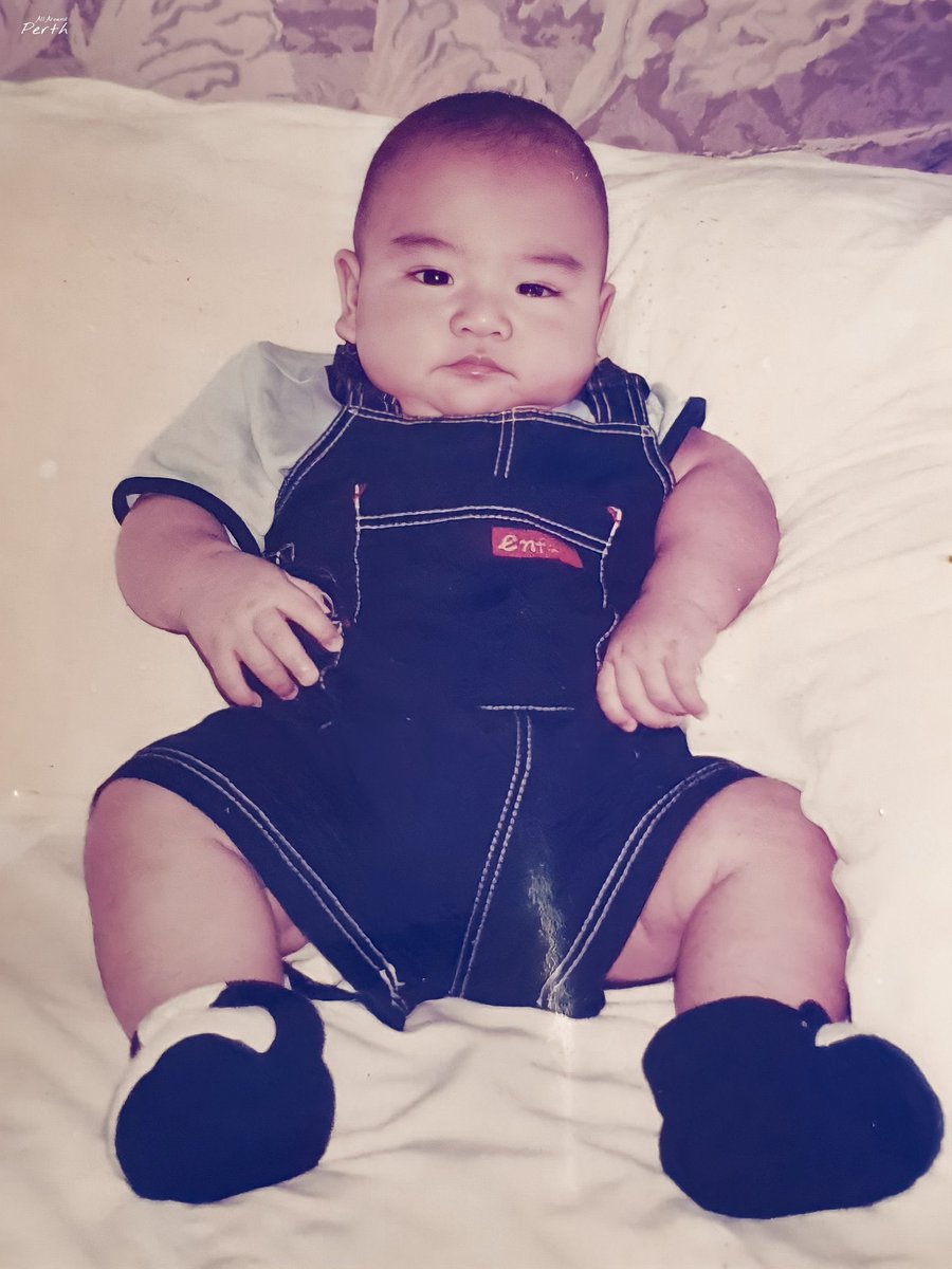 noklovekyumin's tweet photo. อยากกัดแขน  #เพิ้ดเพิ้ดฉามขวบ https://t.co/hwsIaiuY8O