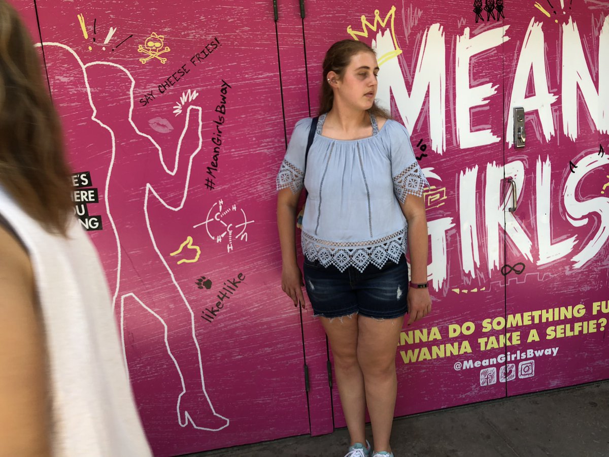 deardredre's tweet photo. @MeanGirlsBway #MeanGirlsBway #memories #fetchfans I am so heartbroken Mean Girls closed. I really wanted to see the show at least one more time. I listen to the soundtrack every day. Mean Girls on Broadway forever ✨ https://t.co/7ROgr9HGnh
