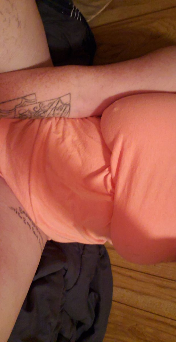 RubyCat1_'s tweet photo. First 8 people get the 10 day free trial. 💦💦 #sellingcontent #sellingpics #girlswithtattoos #girlswithpiercings https://t.co/YI9kJjBK0p