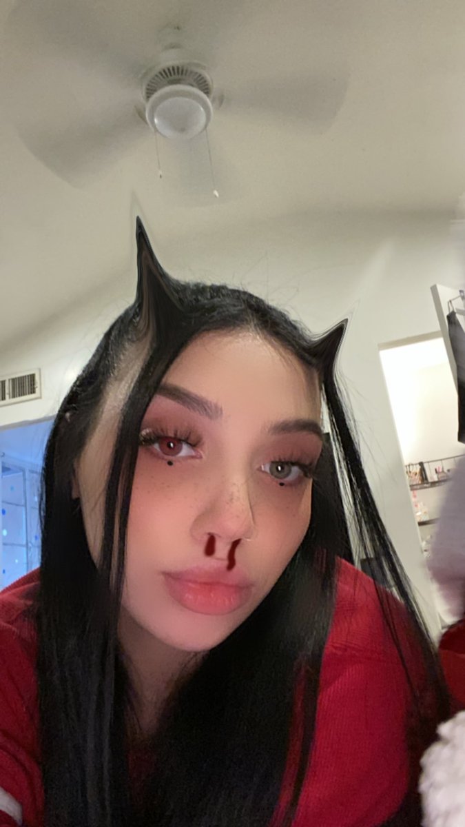 Monetgoddess_'s tweet photo. My true form💕 https://t.co/wfJfdLifdN