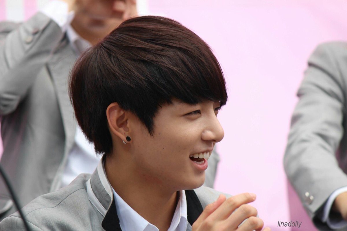 Jungkook as aesthetic unwhitewashed —a thread bc it's Jk day