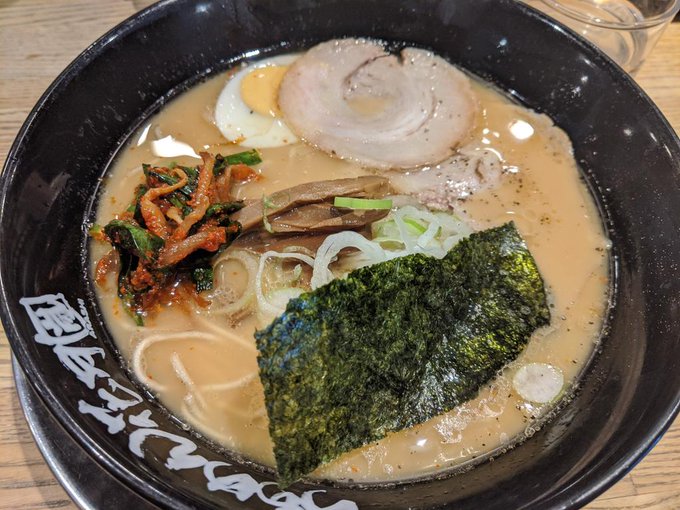 新年初ラーメンをキメる😋 