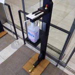 ヤマハはやっぱり違う？ピアノ風消毒液が置かれている!