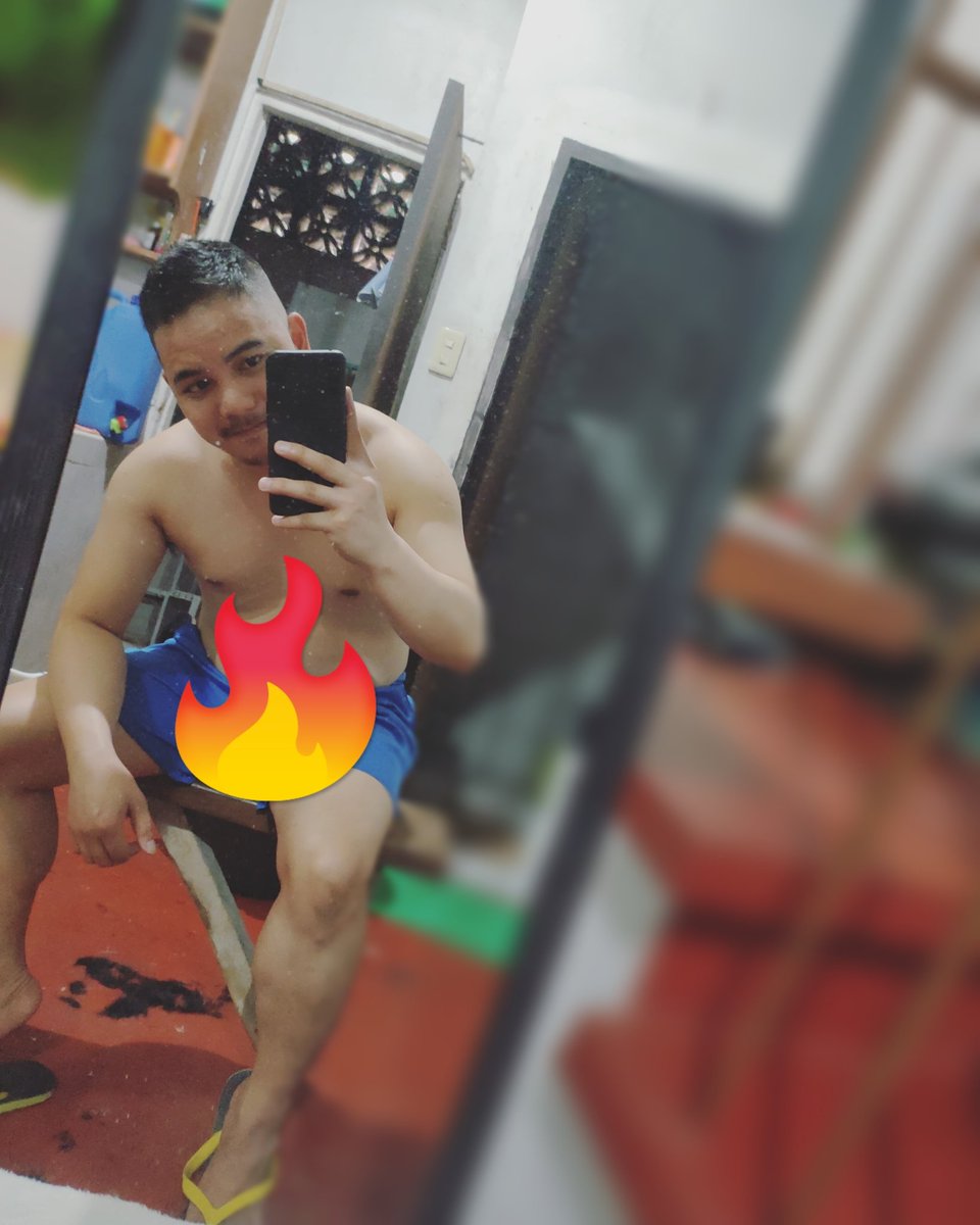 GreatSander's tweet photo. Bagong chupet! Selfihan agad! 🤳💇‍♂️😁✌️ https://t.co/M11dMXw98G