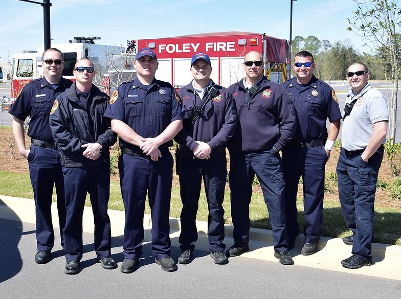 R2RProjectHero's tweet photo. On #NationalLawEnforcementDay we want to thank all of our men and women who bravely and selflessly serve each and every day to keep us safe while on and off our bikes.
#weareprojecthero #HUBfirst https://t.co/wkHicRg4tD