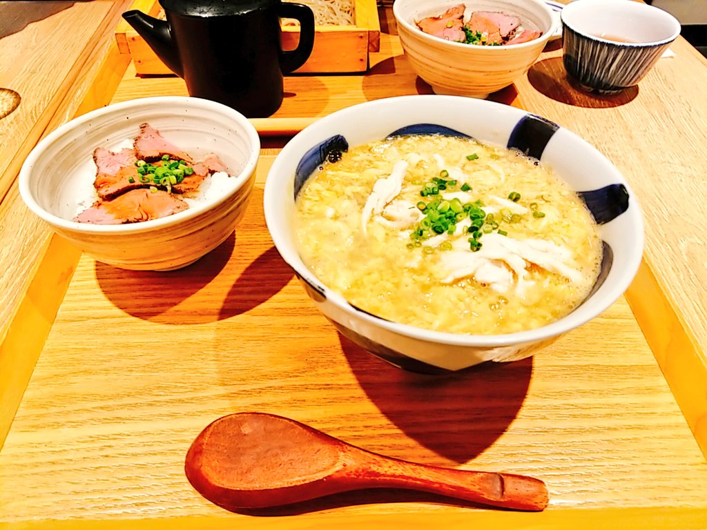 gwPUxKwEZmnZgFI's tweet photo. 友人とのランチはここです♪
やり切った1週間のご褒美です(o>ω<o)
#チーム株式会社
#hashian https://t.co/DzLC514LIi