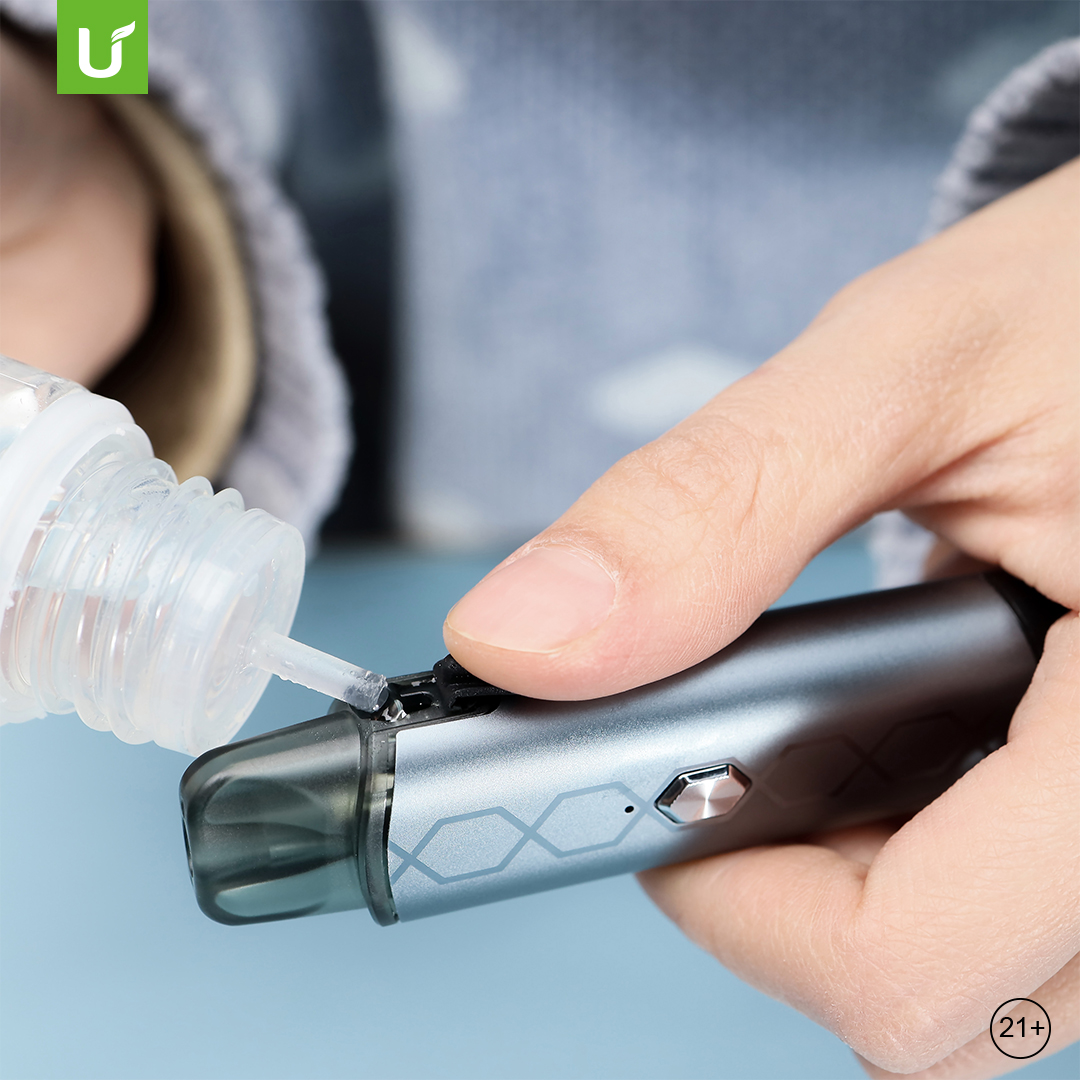 univapo's tweet photo. The side refilling of Miso is so convenient 🥳🥳

#Univapo #Univapoofficial #Miso #Misopod #MTL #RDL #Vape #siderefilling https://t.co/qMkn9PzEH7