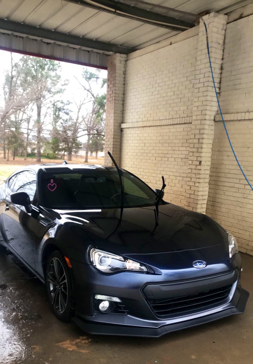 mikelawarr's tweet photo. Got a new lip for the brz today https://t.co/xfY5yeGM9r