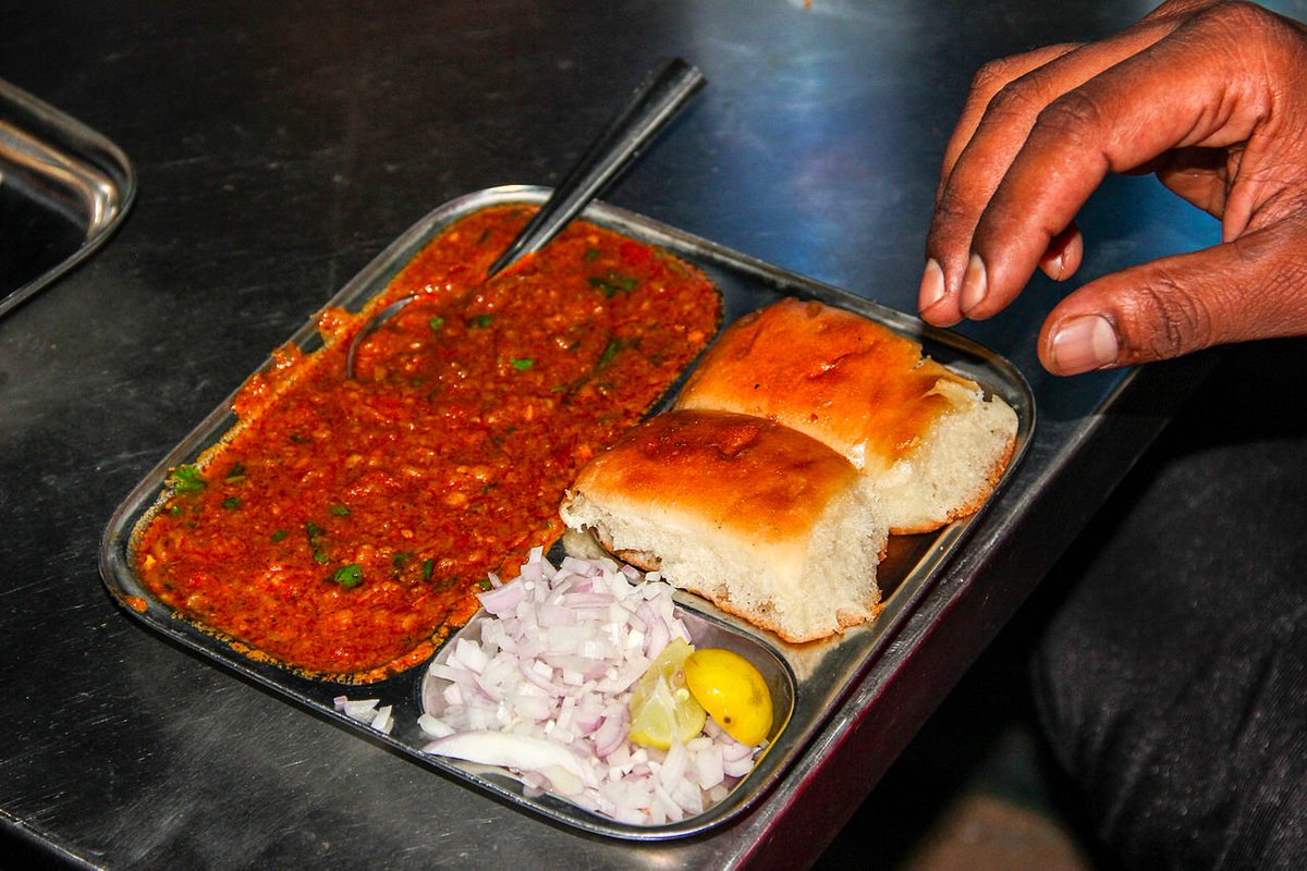 Thus the American Civil War led to the creation of one of any chat corner shops main items - Pav Bhaji..Please thank Abraham Lincoln and his navy, the next time you bite into a hot Pav Bhaji.