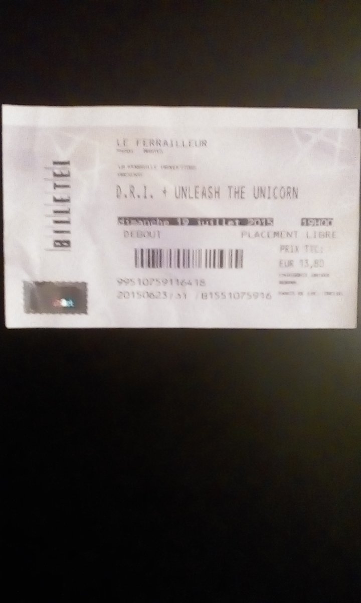 OntherocksJc's tweet photo. #placedeconcert Yeah fan de ce groupe depuis 1988 c'est en 2015 que je réussis enfin à les voir . C'était à Nantes merci James . #rocknroll mythique à mes yeux . https://t.co/PZQDgJjufU