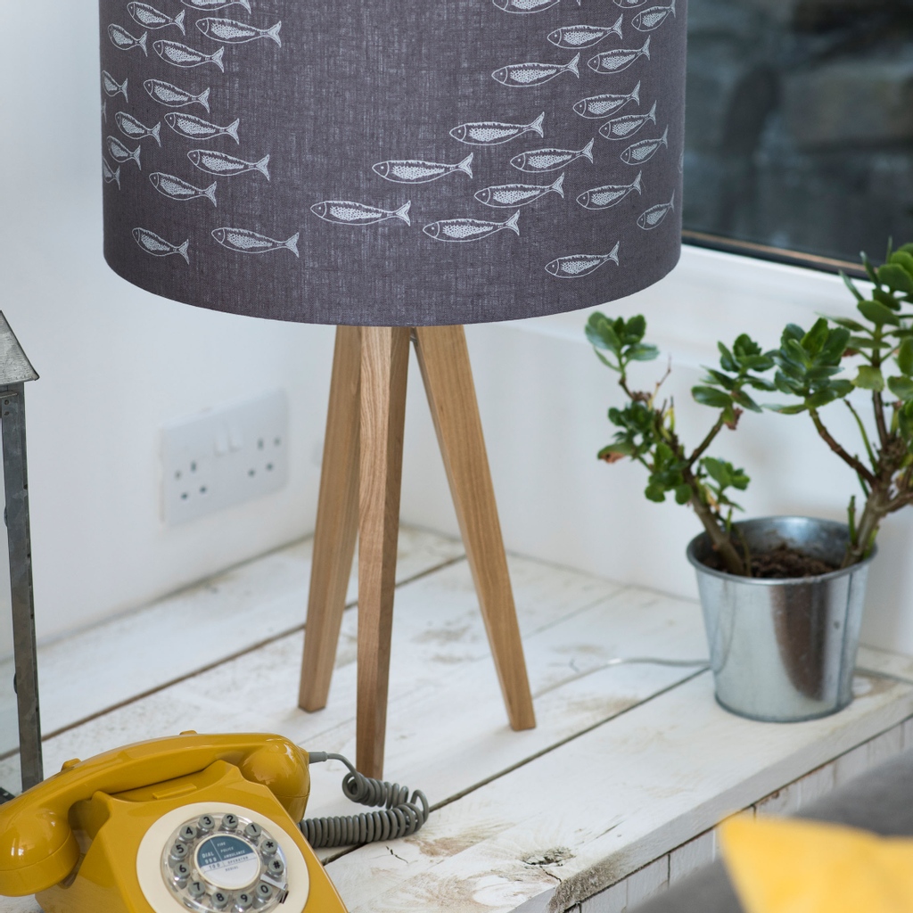 helenroundarts's tweet image. FLASH SALE • This weekend I'm really excited to share that we're offering... 

£10 off all lampshades and cushions 💡

Valid until Sunday night! 

helenround.com