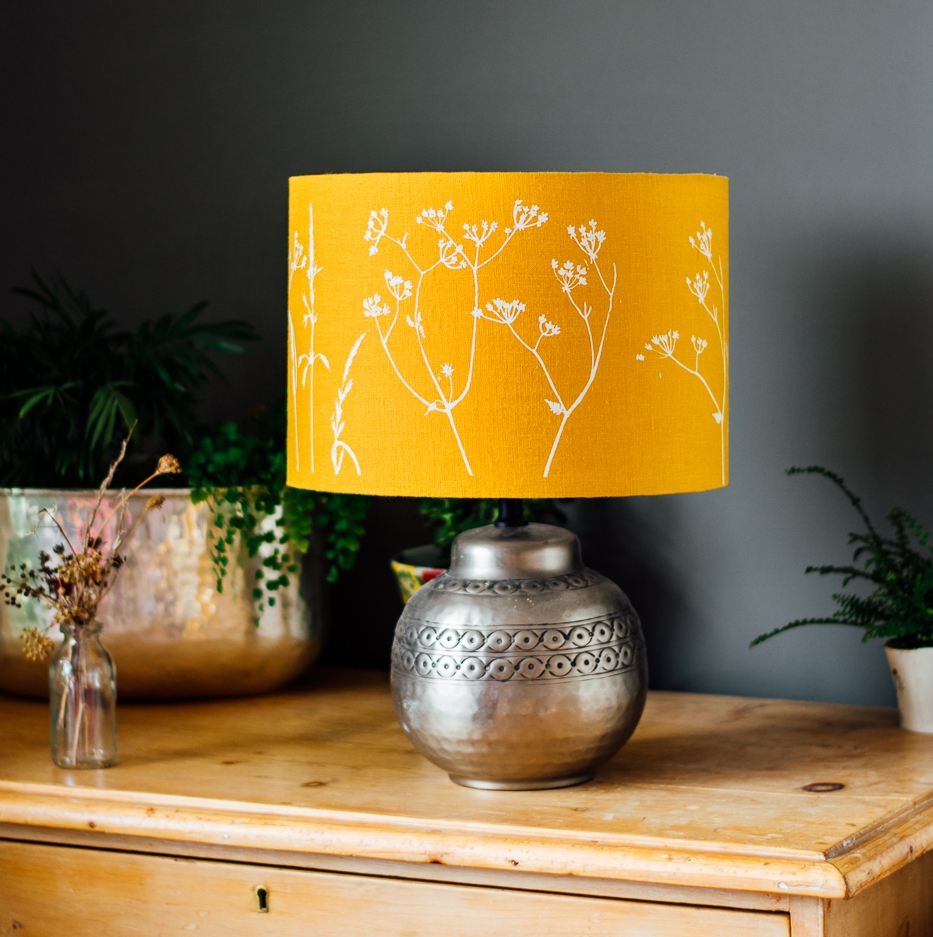 helenroundarts's tweet image. FLASH SALE • This weekend I'm really excited to share that we're offering... 

£10 off all lampshades and cushions 💡

Valid until Sunday night! 

helenround.com