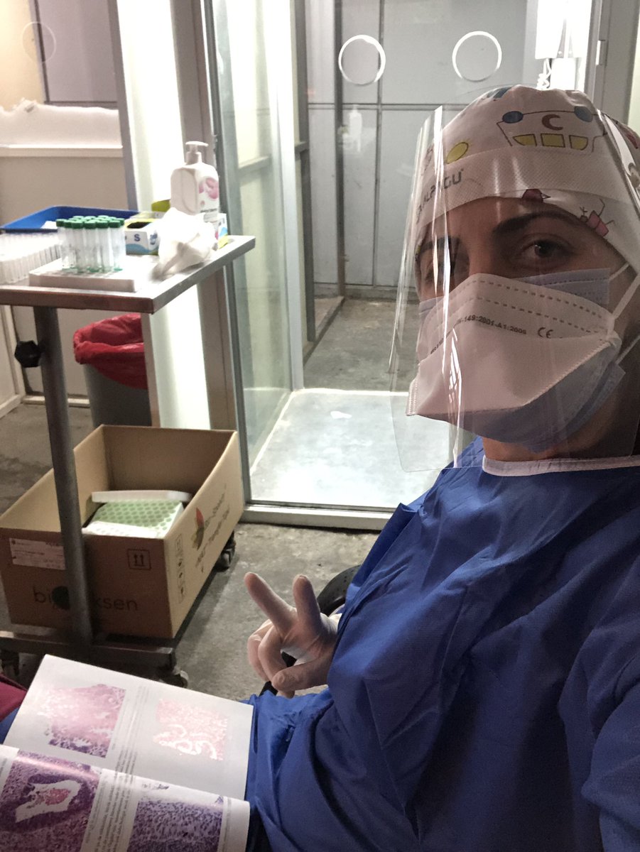 dreylulgun's tweet photo. Stuck in COVID outpatient clinic on a lockdown weekend! How much I miss my microscope😩 Stay safe guys!
#pathologist #insitupathologist #COVID #pathology #staysafe https://t.co/um88EZbaEF