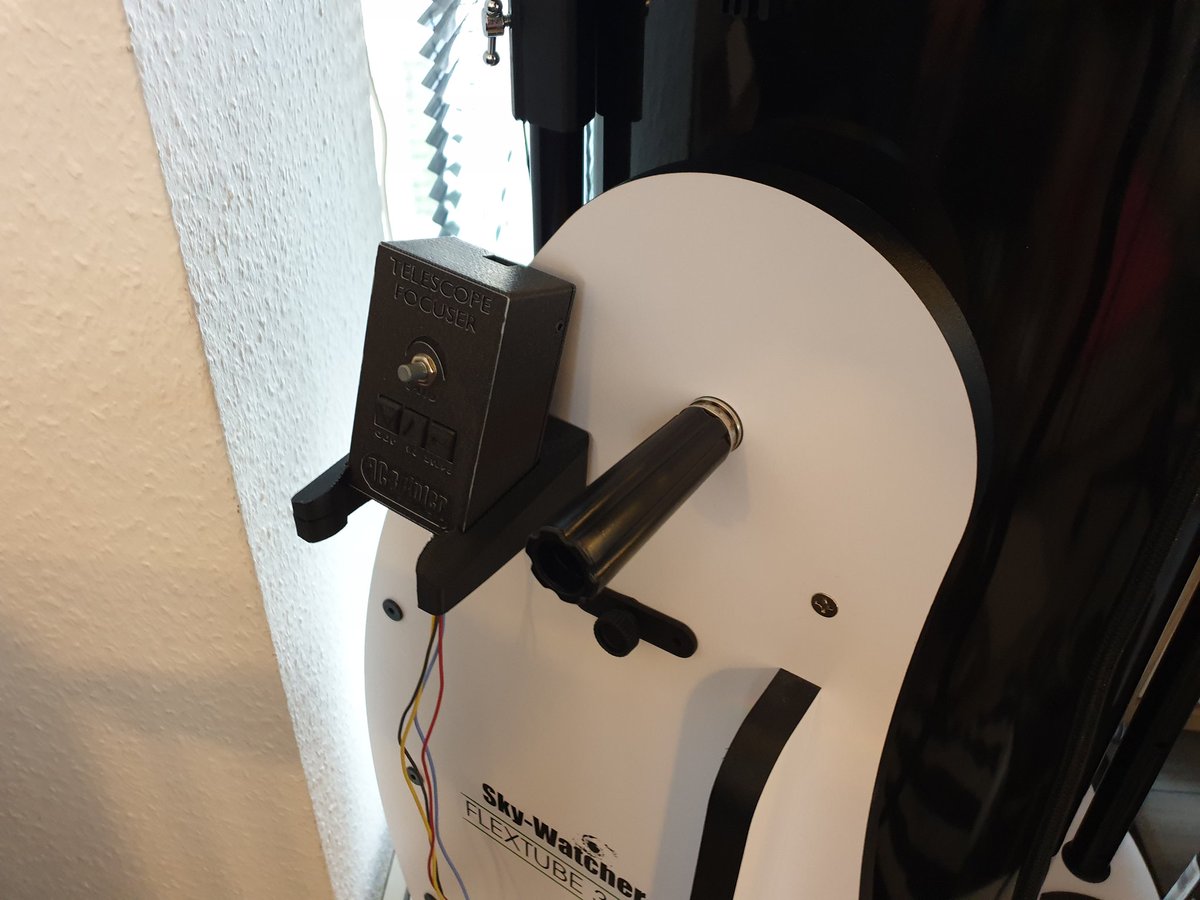 pcpointer's tweet photo. DIY Motorized focuser for Moonlite CR2 on Skywatcher Flextube 300PX 12"

#telescop #telescopes #dobsonian #dobson #focuser #moonlite #diy #astro #astrofotografie #astrofotography #electronics #diyproject #diyprojects #3ddruck #3ddrucker #3dprint #3dprinter #3dprinters #3dprinting https://t.co/V41mnATgz6