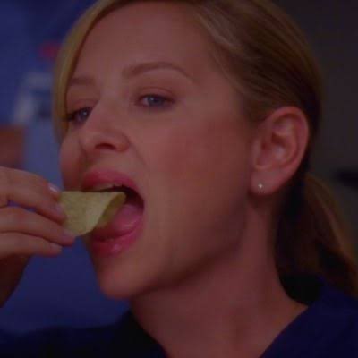 to all my greys moots if you’re having a hard time eating this is a safe thread of some characters eating that helps me :)