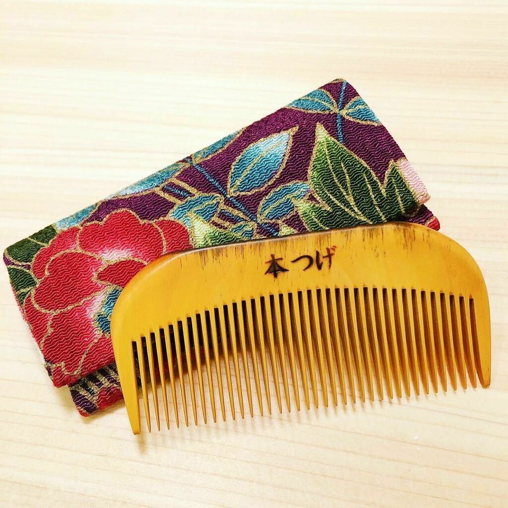 【未使用】つげ櫛　櫛留商店　くし　髪の毛　ヘアケア　本つげ　日本製　名古屋 つげ櫛の櫛留商店 本つげ材振分櫛（袋付） | JTBのふるさと納税