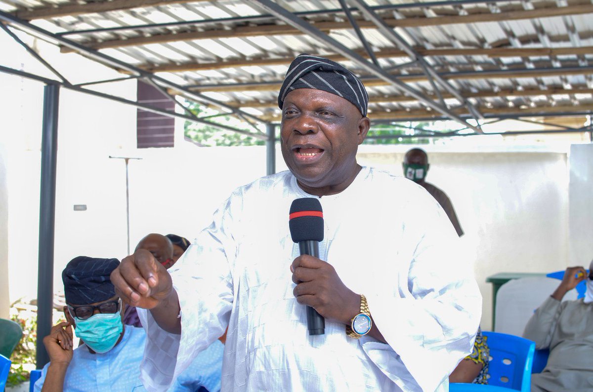 TayoJegedeSAN's tweet photo. I celebrate Otunba Omolade Oluwateru, a frontline leader, a Diplomat, a former Deputy Governor, BoT member and a perfect gentleman. Having the honor to speak with you on your 74th birthday anniversary was indeed insightful. https://t.co/zqwWquTOGo
