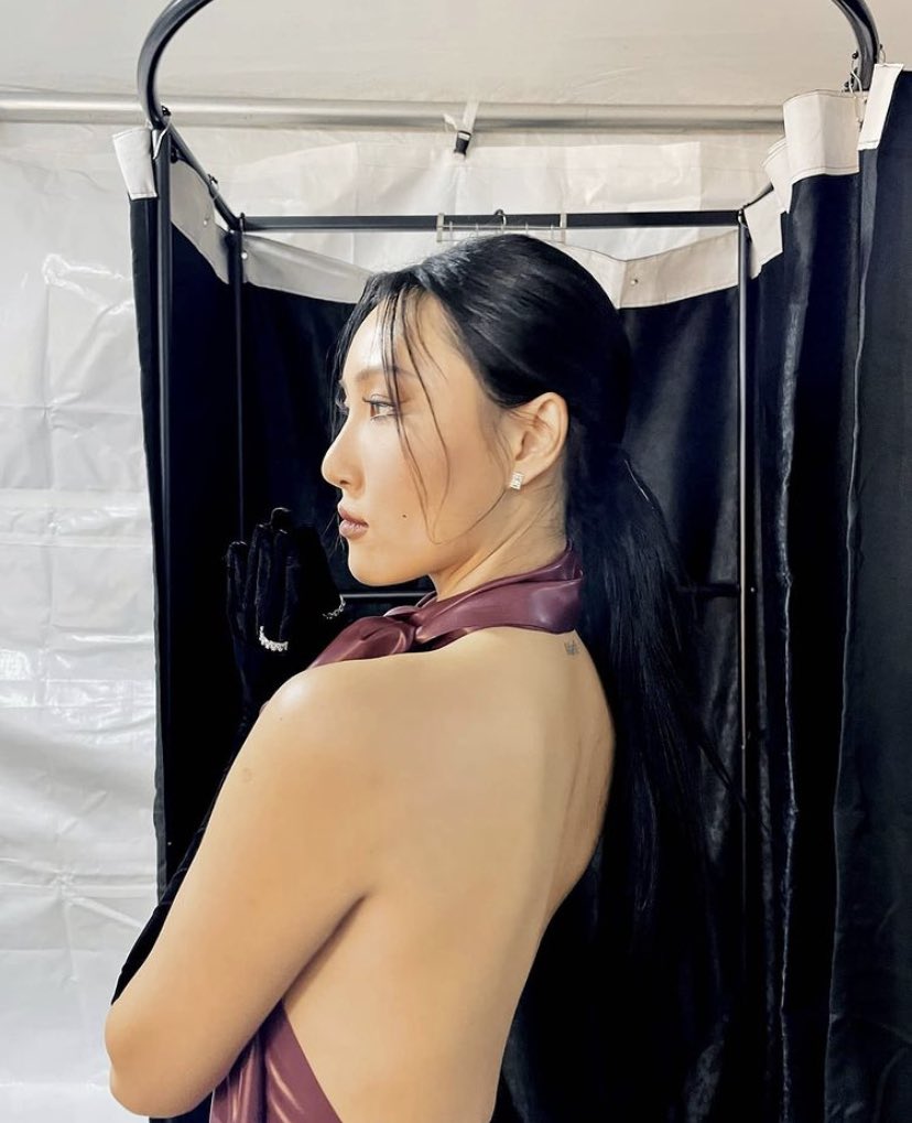 archivehwasa's tweet photo. 210109 ㅡ Instagram Post https://t.co/LVUTAUwXTw