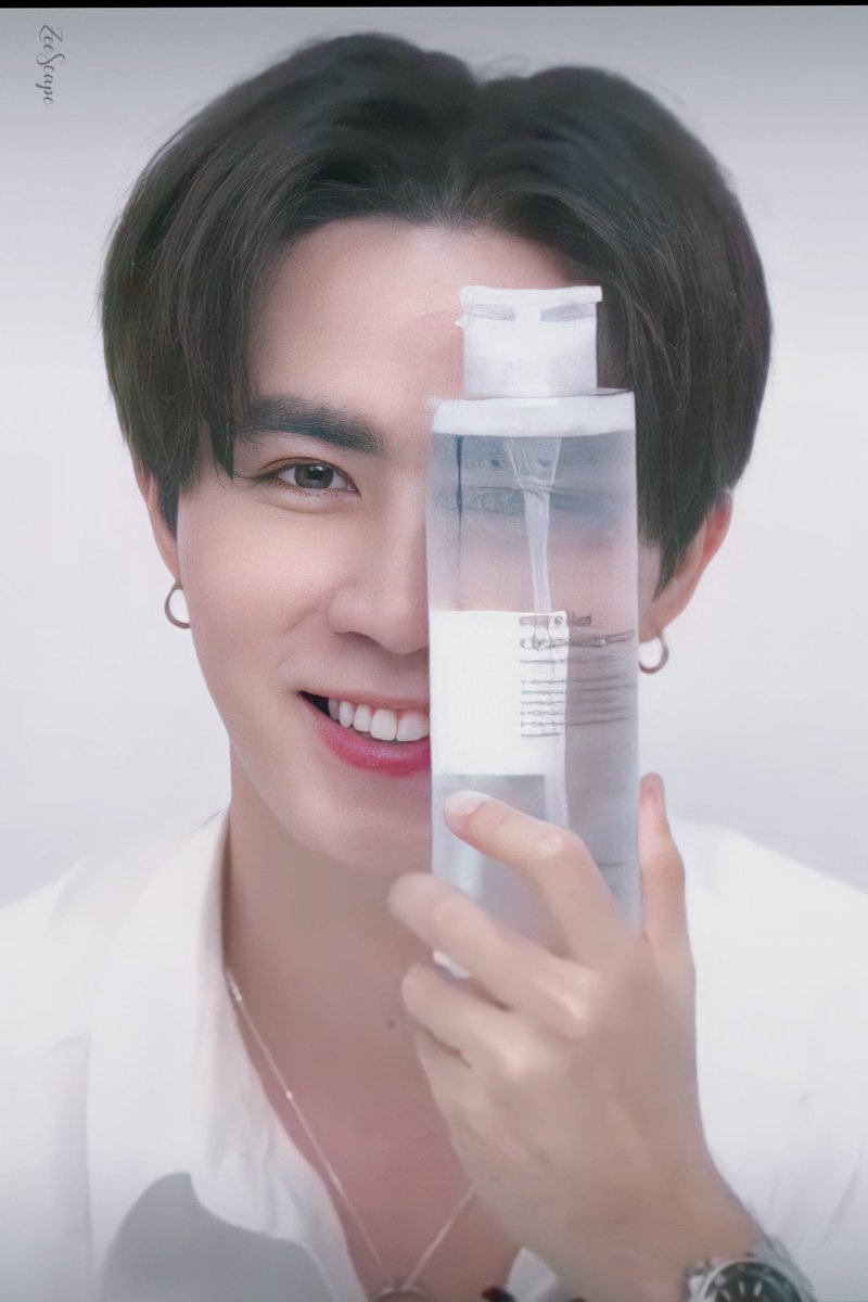 chibi_chieee's tweet photo. Thank you again #CeldermaT #Lafilla_collective #LAFILLAxShopeeTH #shopeeTH for tonight's live 💙💙💙
#LafillaXZeeXCelderma
#ZeePruk #Zunshine https://t.co/iz7dBhp05G
