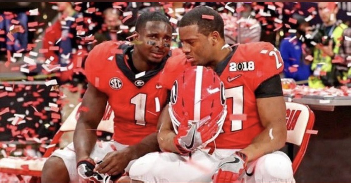 dawgwholifts's tweet photo. How to make me cry using no words https://t.co/oHnU9dInzR